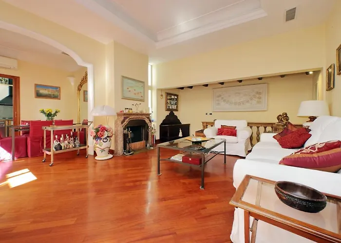 4bnb - Luxury Trevi W Terrace רומא