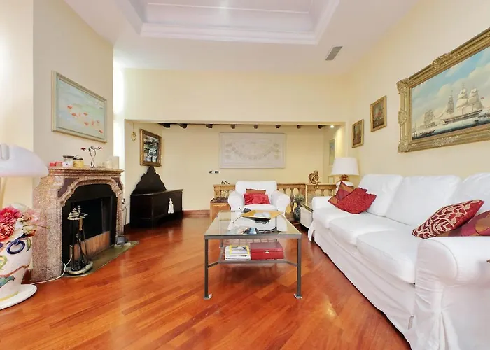 דירה 4bnb - Luxury Trevi W Terrace